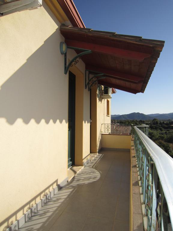 Casa Vacanze - Villa San Pietro מראה חיצוני תמונה