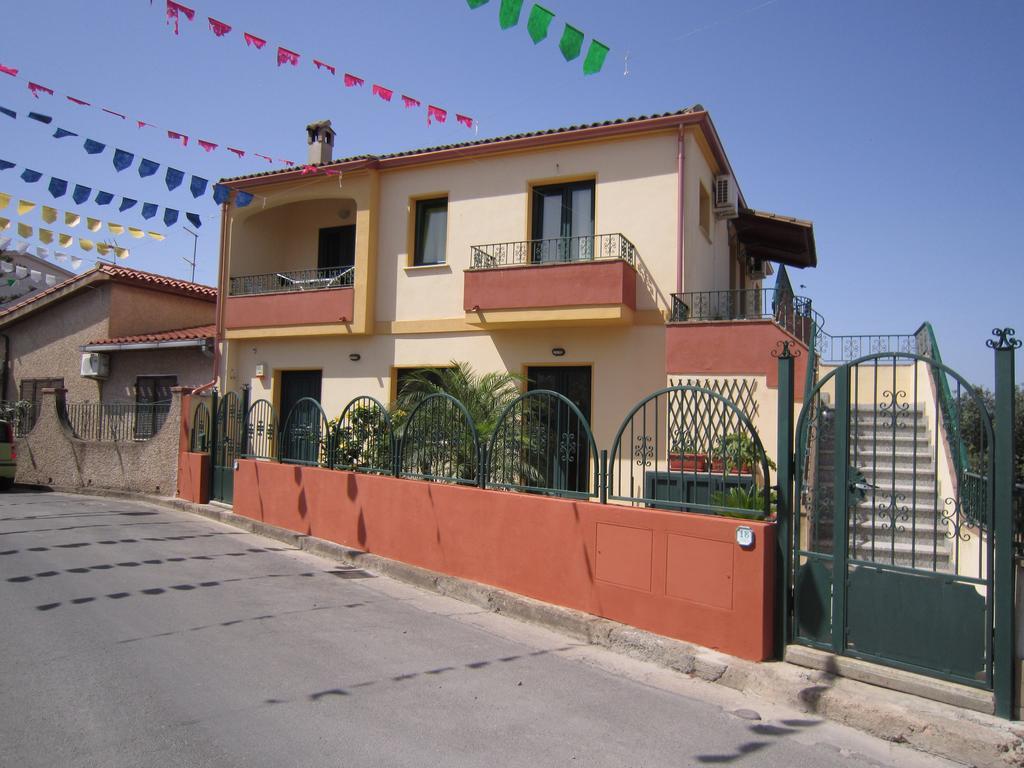 Casa Vacanze - Villa San Pietro מראה חיצוני תמונה
